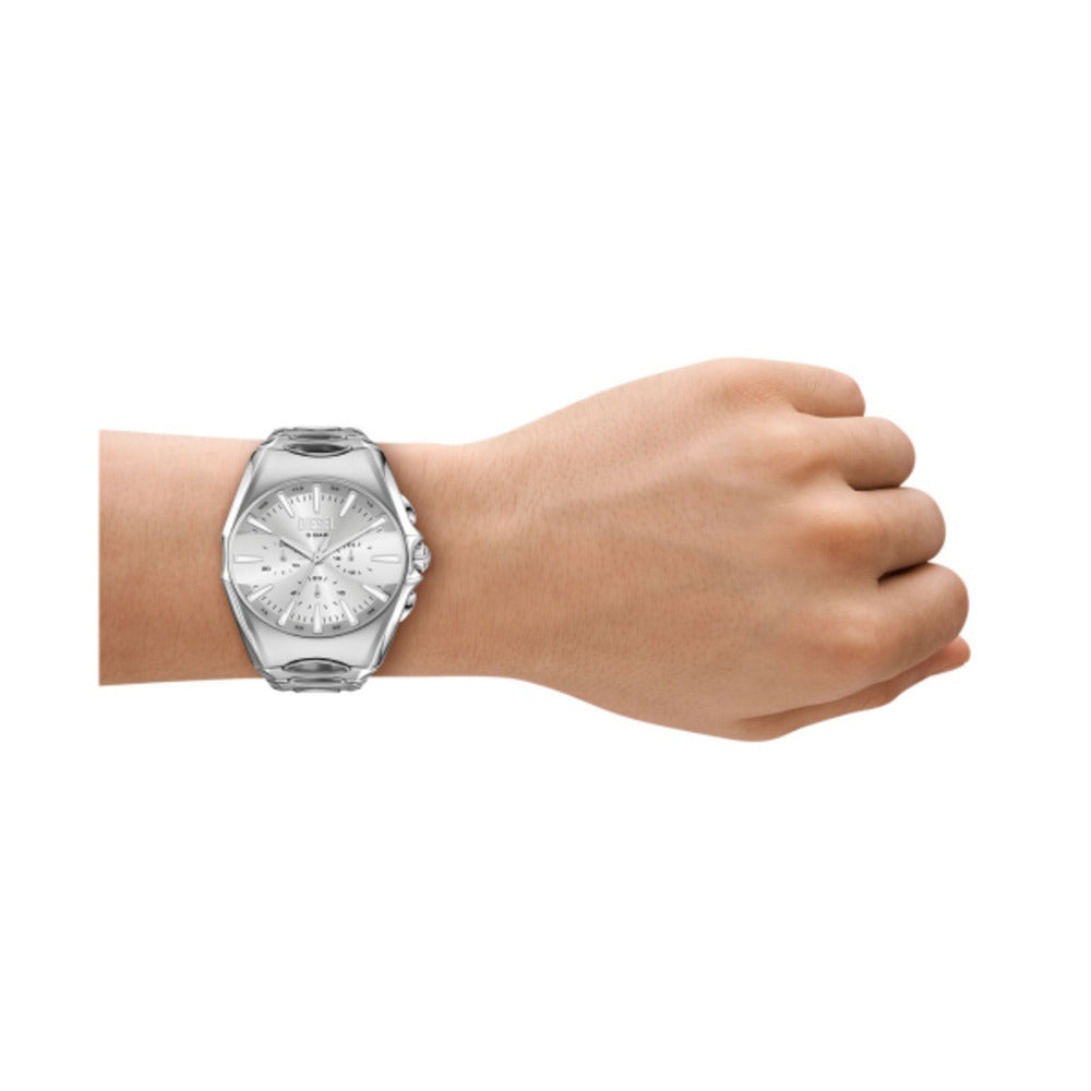 Men D-Curve Watch